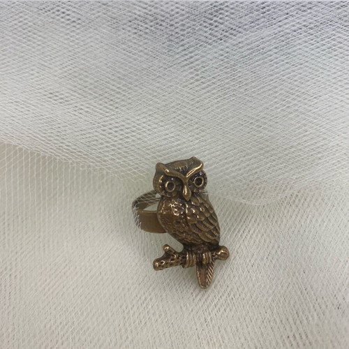 Steel ring like new, gold color, one size adjustable
