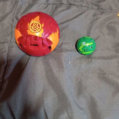 Bakugan Deca like new, set of 2 pieces