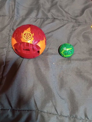 Bakugan Deca like new, set of 2 pieces