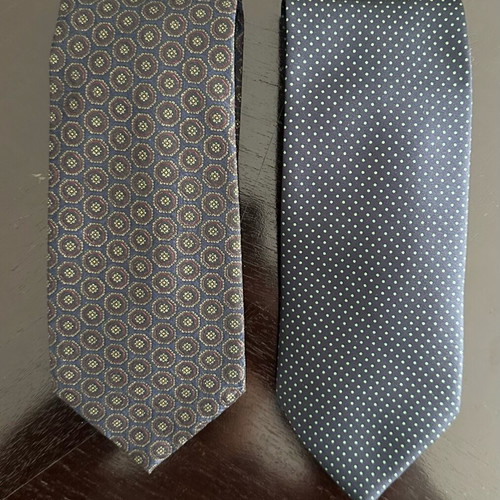 Set of 2 men's ties Pierre Cardin and Andrew’s Ties like new