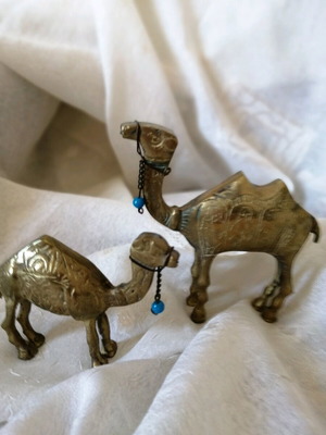 Brass camels like new, set of 2 with blue beads