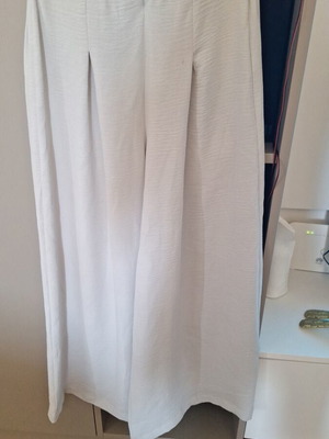 Zara lightweight pants size S like new