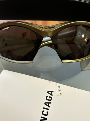 Balenciaga sunglasses beige like new with full set