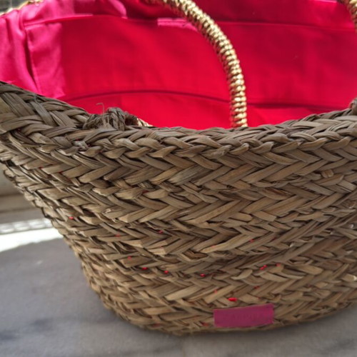 Carpisa beach bag like new with zipper and small pockets