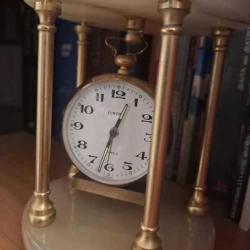 Vintage Europa mechanical analog table clock like new