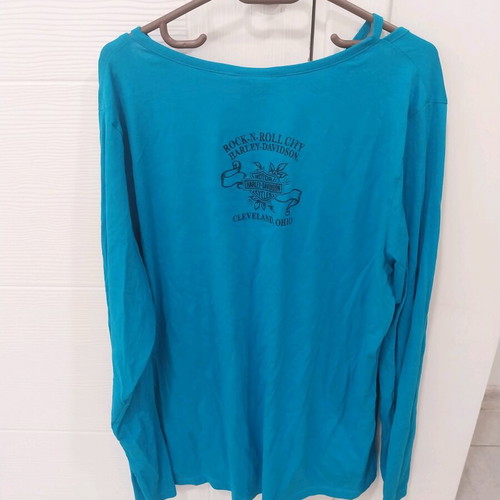 Harley Davidson long sleeve top criss cross v-neck size 1X blue like new