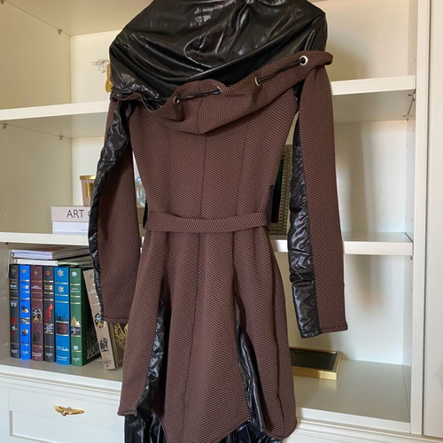 Women's outerwear size S like new, black and brown