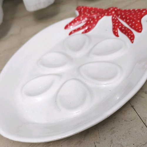 Easter egg platter like new