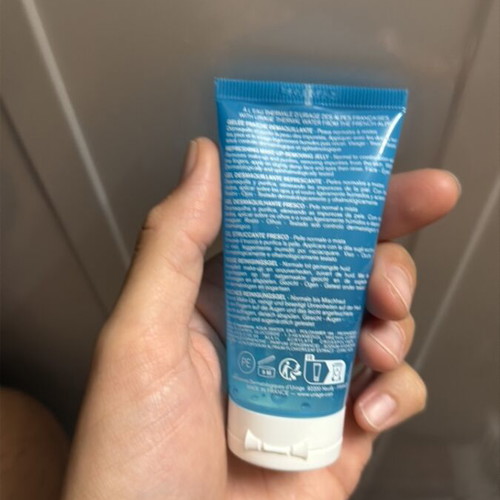 Uriage Refreshing Make Up new