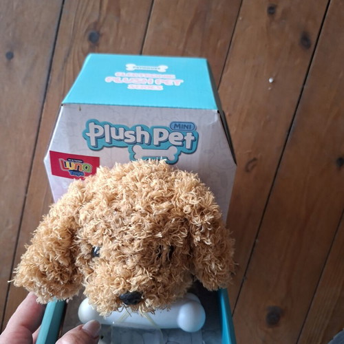 Plush Dog Toy new with batteries for movements