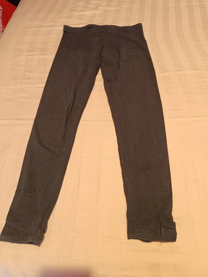 Zara leggings like new with bows at ankles for 11-12 years old