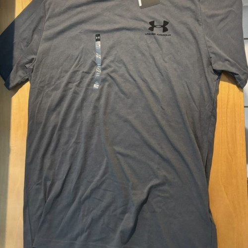 Under Armour t-shirt new, gray, size M, not dry-fit
