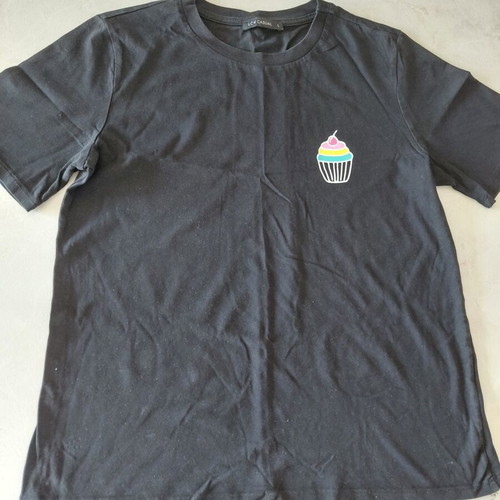 T shirt LC Waikiki black cotton with cupcake print like new, size L