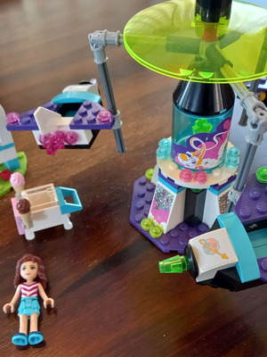 Lego Friends Λούνα Παρκ Space Ride καρουσέλ μεταχειρισμένο, σετ 41128 με manual