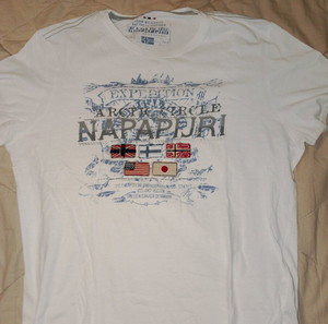 white napapijri t shirt xl