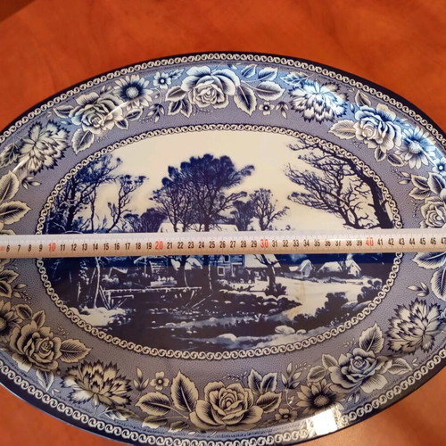 Serving platter new, flawless