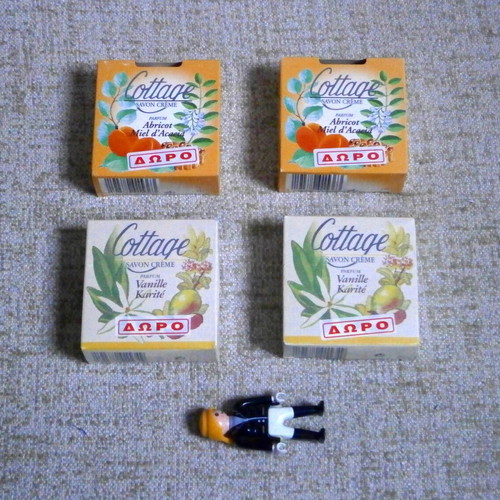 Cottage Savon Creme Parfum vintage apricot x2 and vanilla x2 pack of 4 soaps new