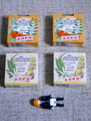 Cottage Savon Creme Parfum vintage apricot x2 and vanilla x2 pack of 4 soaps new
