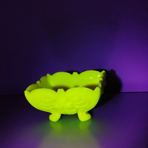 Fenton vintage yellow custard glass footed bowl with butterfly pattern