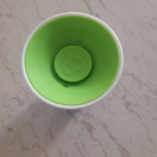 Munchkin training cup with lid, BPA free