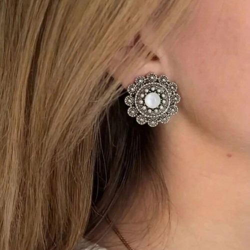 Handmade Vintage Style Silver Tone Floral Stud Earrings