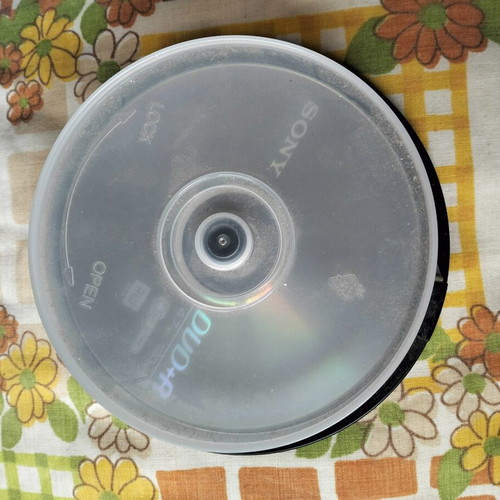 DVD discs new, pack of 9