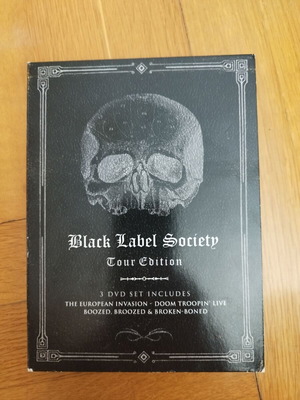 Black Label Society Tour Edition DVD set like new