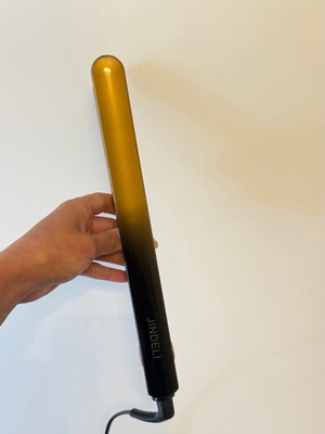 Ceramic Hair Straightener used with minor plate wear, up to 230°
