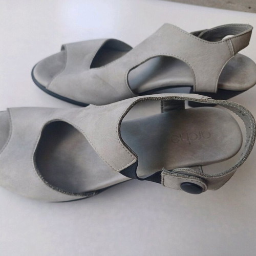 Arche sandals size 36 light gray like new