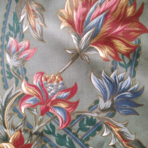 England Curtains 2 (115 cm by 3 meters) Total 7 meters