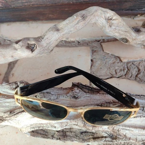 Vintage 90s sunglasses, Italy design, UV100 protection