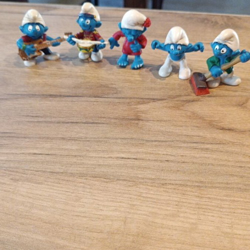 Smurfs figures vintage, like new