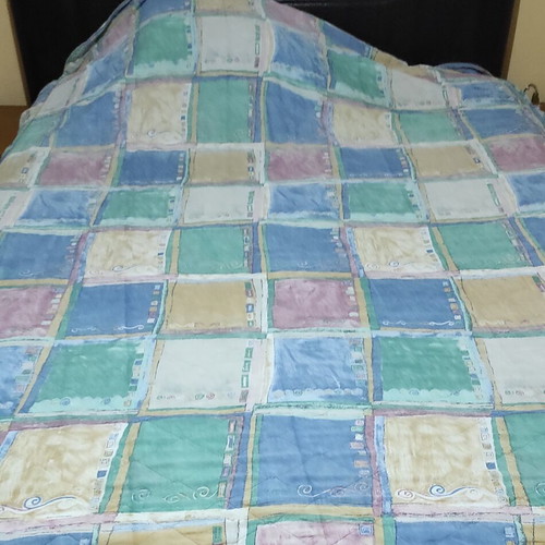 Quilt for double bed used, 200x170 cm with 32 cm frill