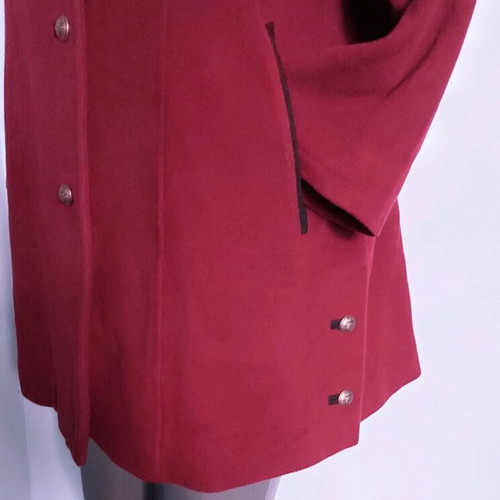 Wool and cashmere coat like new, Sonnblick landhouse, red
