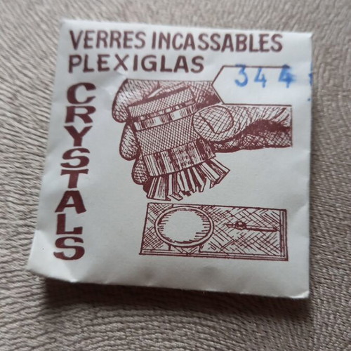 Watch glass number 344 new, diameter 3.44