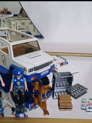Playmobil police set like new