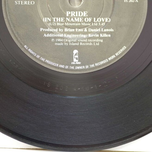 U2 Pride (In The Name Of Love) & Boomerang 7'' vinyl used, rock