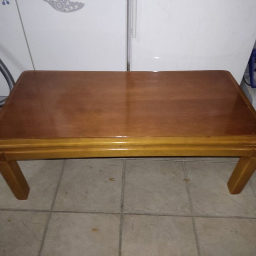Wooden table used in perfect condition