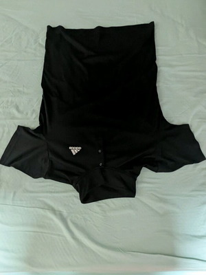 ADIDDAS T-SHIRT