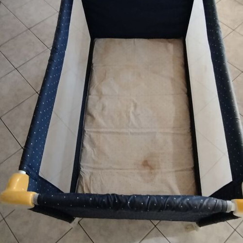 Baby playpen used with handle, dimensions 1.25x0.65x0.84 m