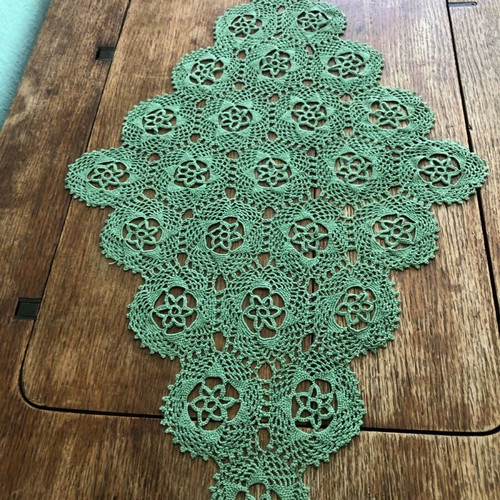 Handmade needle embroidery table set like new, 3 pieces
