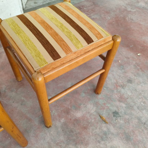 Set of 2 wooden stools used