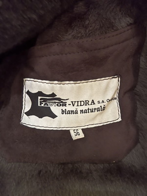 Leather women's coat with real fur size 56 like new, brown