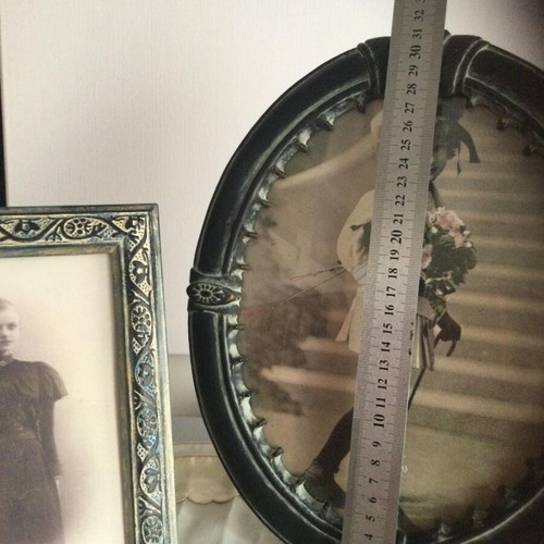 Set of 2 photographic frames oval ceramic and wooden