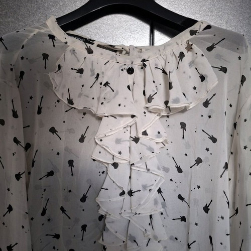 Denny Rose blouse long sleeve like new, black and white