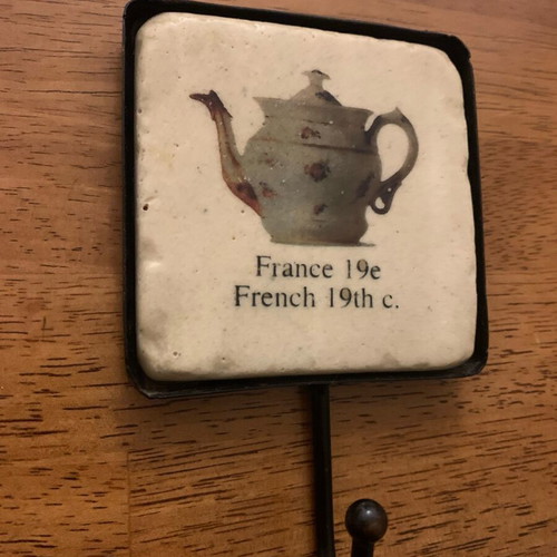 Hanging hook like new with ceramic teapot tile