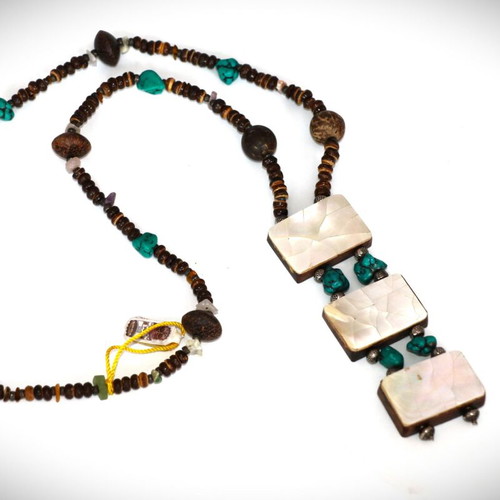 Necklace with coconut beads and semi-precious stones, new