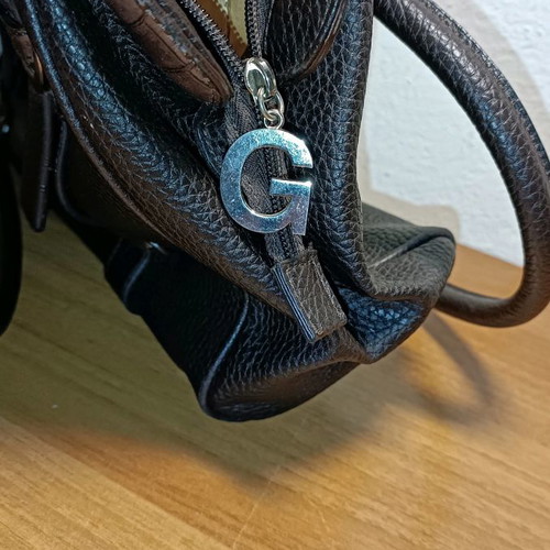 GILLIAN women's shoulder bag used with internal wear