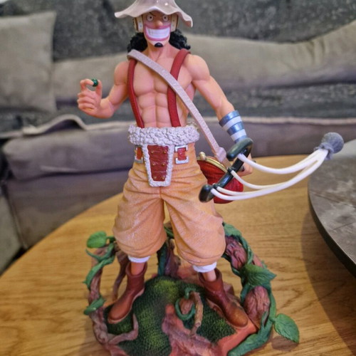 Usopp figure like new
