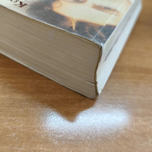 Eutychos Pou Den Gennithika Omorfi by Kostas A. Karakasis used, Greek novel